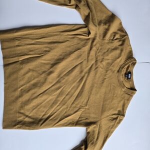 Uniqlo Extra Fine Merino Mustard Yellow Sweater